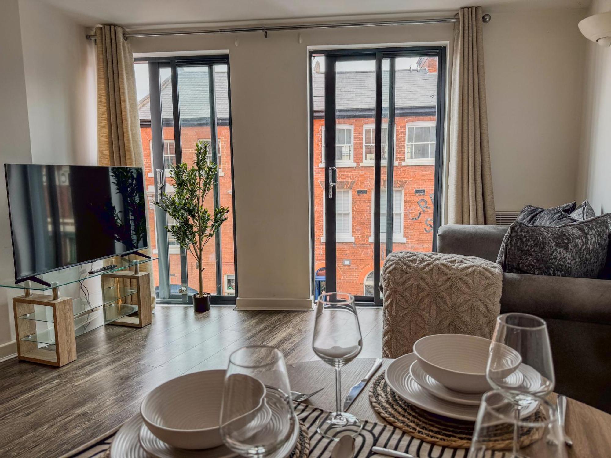 J Quarter 1br - Free Parking - One * Birmingham